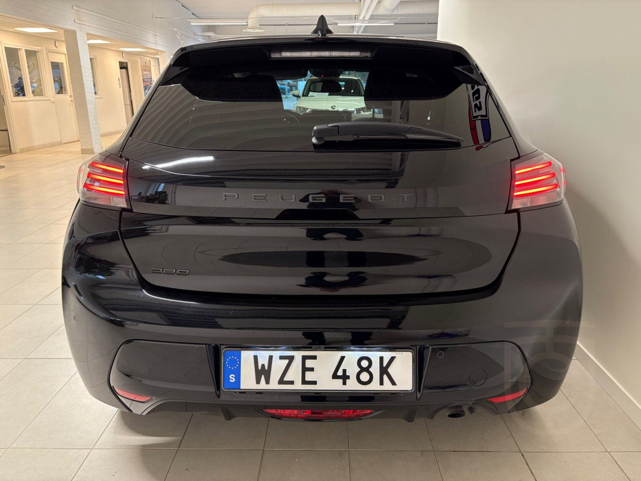 Peugeot 208 ALLURE 1.2 PT100 360kamera