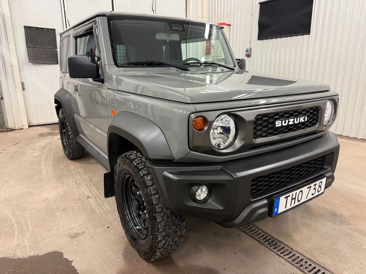 Suzuki Jimny 1.5 Allgrip Rhino Edition 4x4