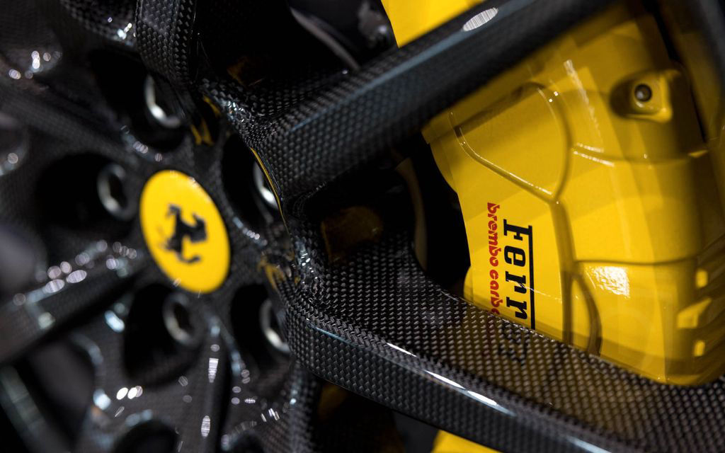 Ferrari SF90 STRADALE | ASSETTO FIORANO| FULL CARBON
