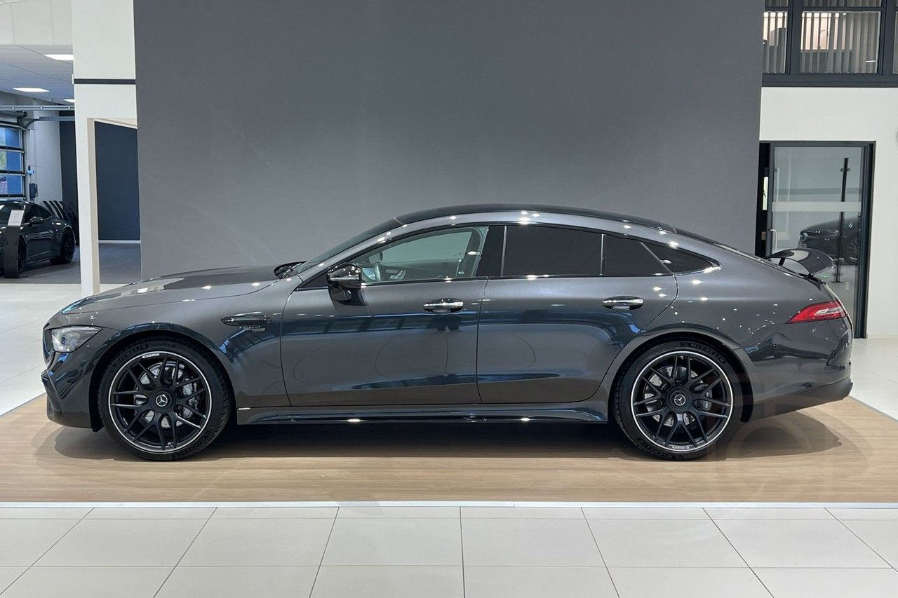 Mercedes-Benz AMG GT 4 43 4MATIC+