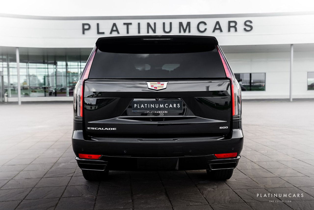 Cadillac Escalade 600 6.2 V8 4WD