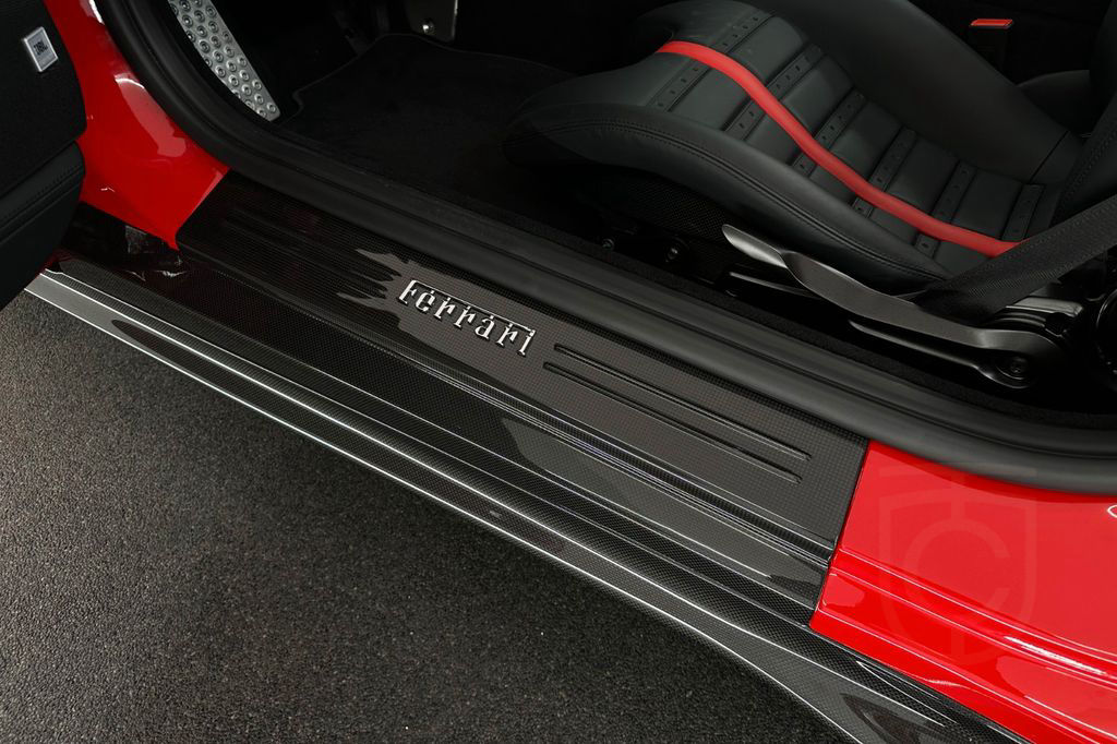Ferrari 812 GTS / Rosso Corsa / Ferrari Approved