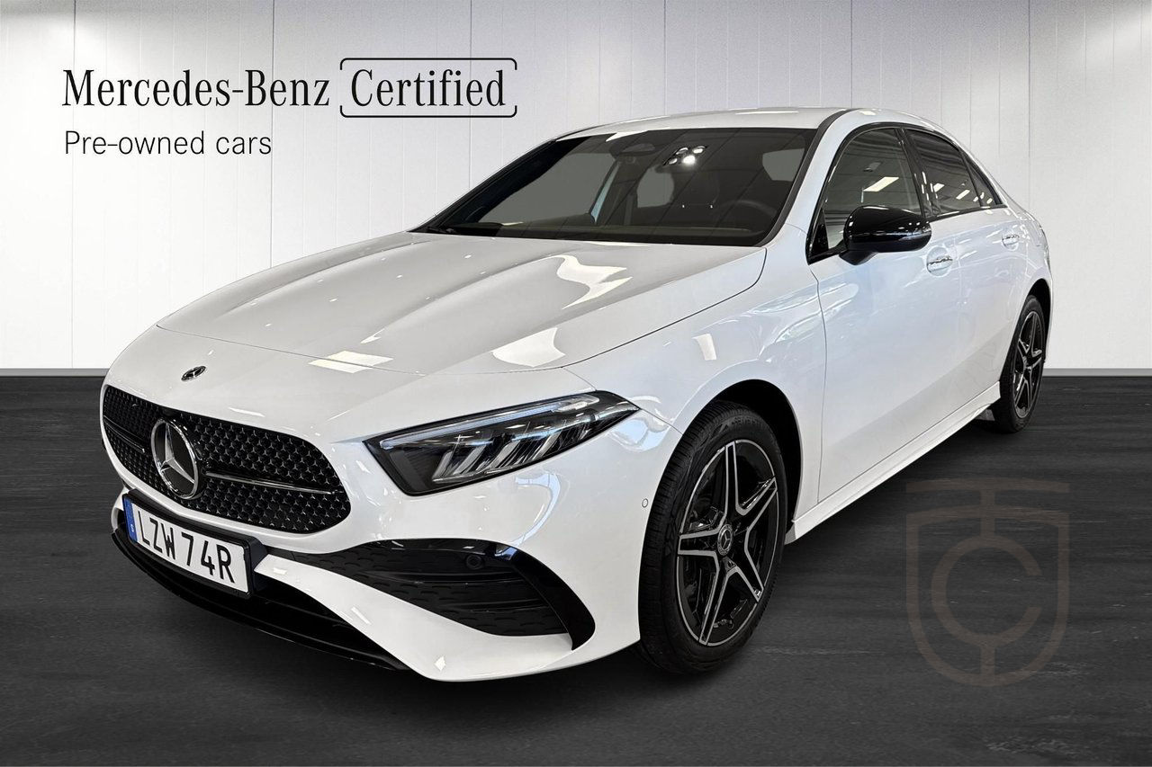 Mercedes-Benz A 250 e Sedan, AMG Line, Panelbelysning, Knigh