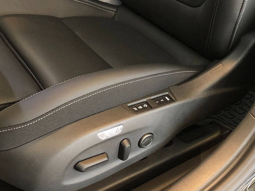 Opel Insignia kombi business  200hk aut *låg skatt*