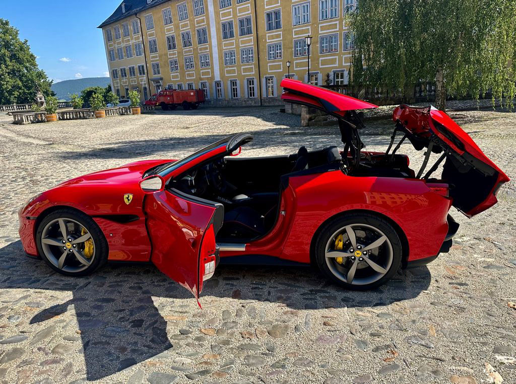 Ferrari Portofino M Modificato adaptives LED Magnaride