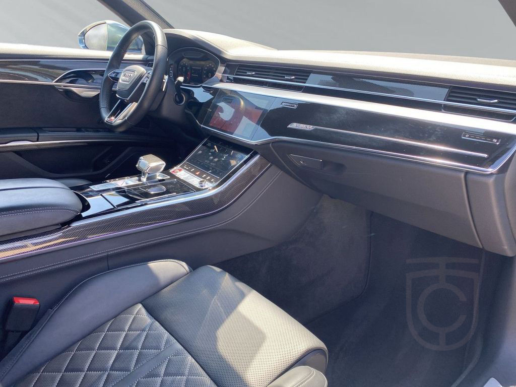 Audi S8 TFSI quattro ACC B&O Matrix Kamera Standhzg.