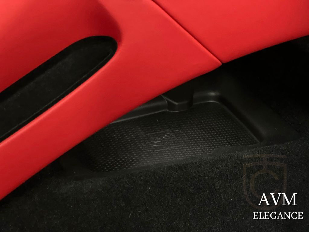 Ferrari Roma 2023*CARBON-PACK*RED INT*PASSENGER DISPLAY*