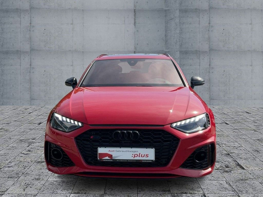Audi RS4 Avant TFSI MATRIX+NAVI+HuD+B&O+ACC+PANO+20"