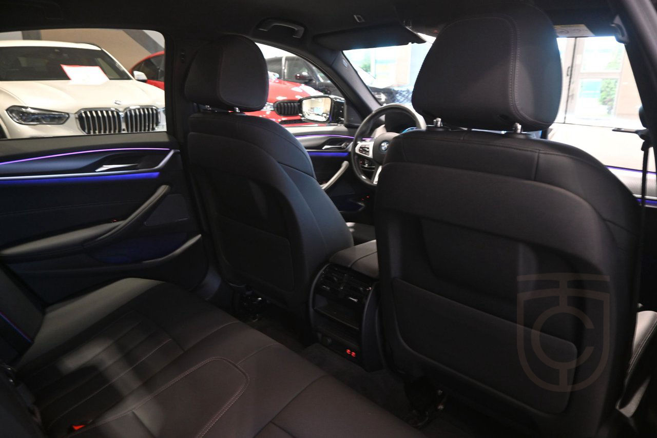 BMW 545 e xDrive M Sport Pro 19"