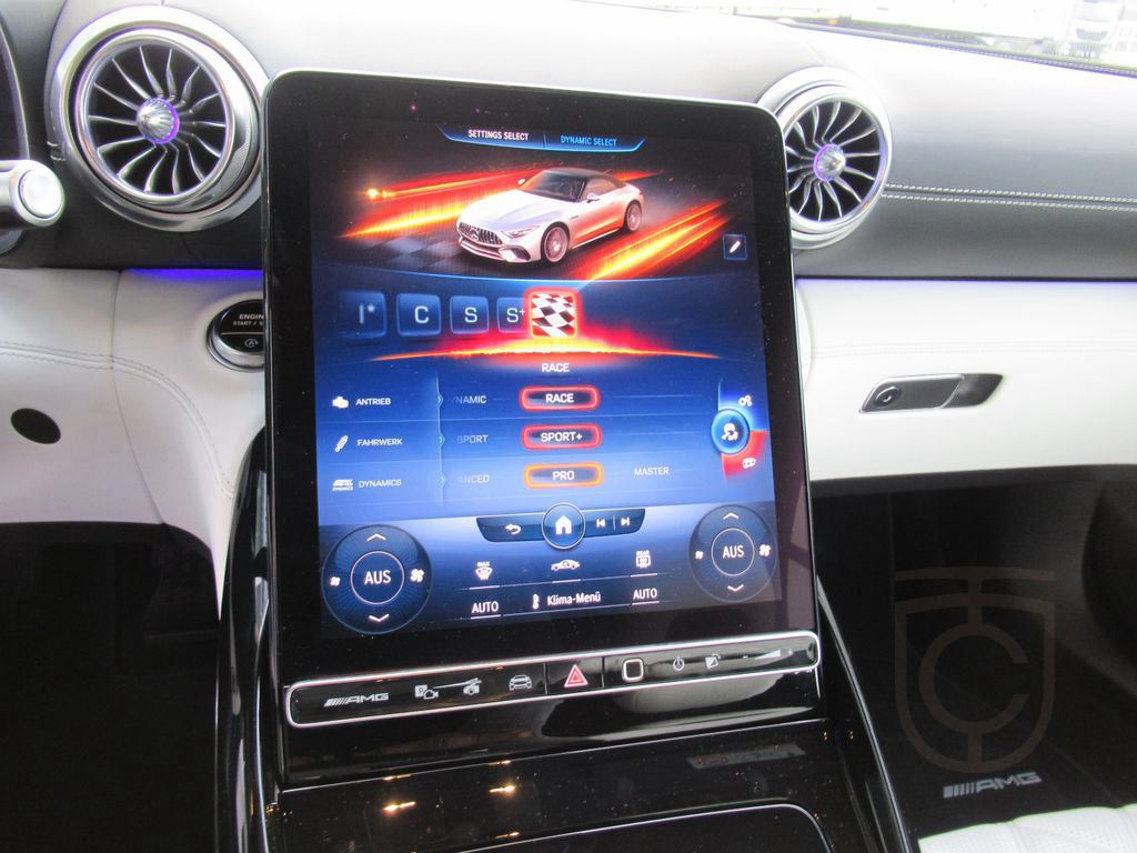 Mercedes-Benz SL 63 AMG exclusiv Manufaktur Head up Display