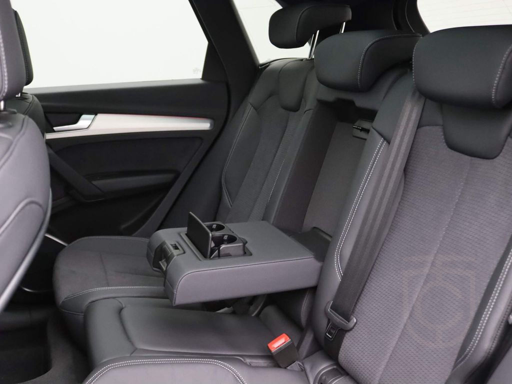 Audi Q5 50TFSIe S-Line 299PS S-Tronic Luft Matrix AHK