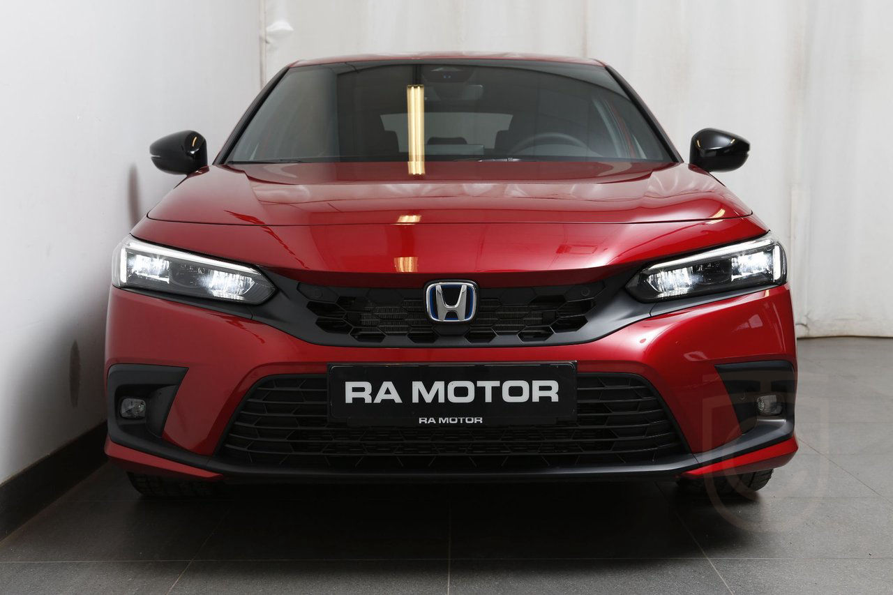 Honda Civic FullHybrid SPORT i lager