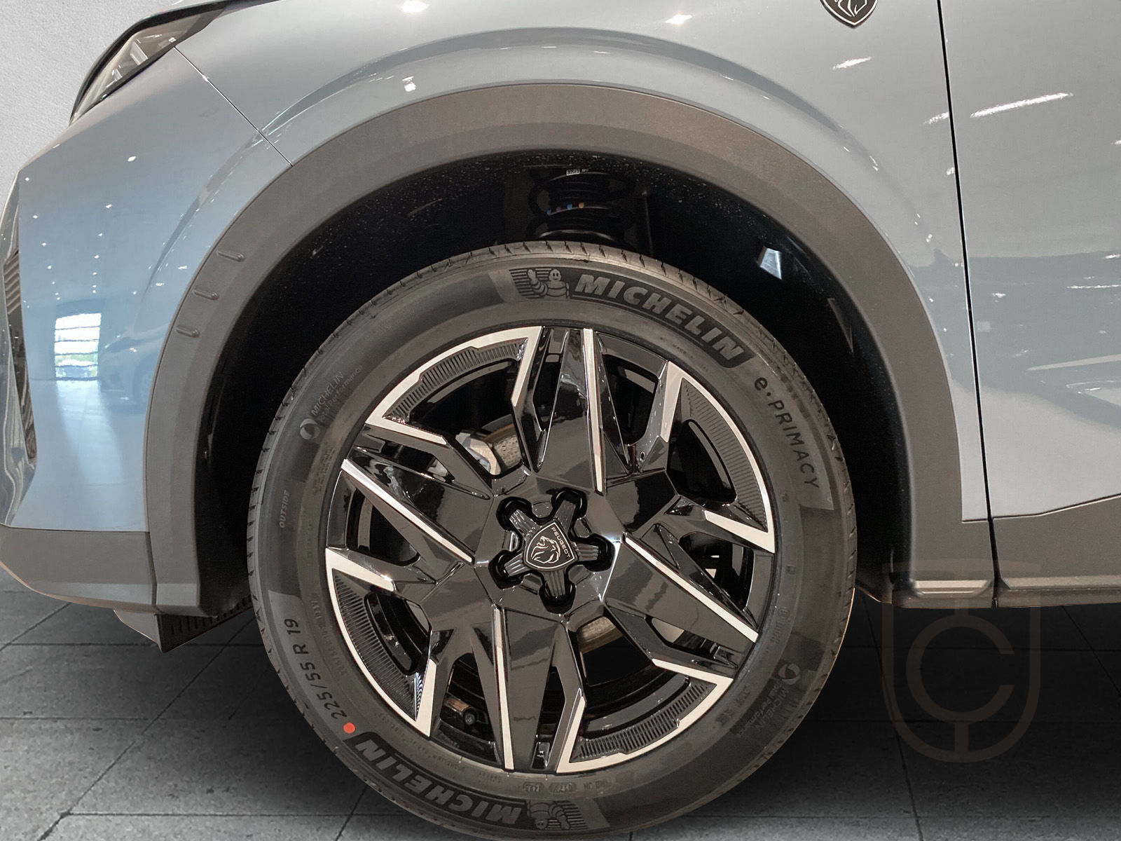Peugeot 3008 HYBRID 136