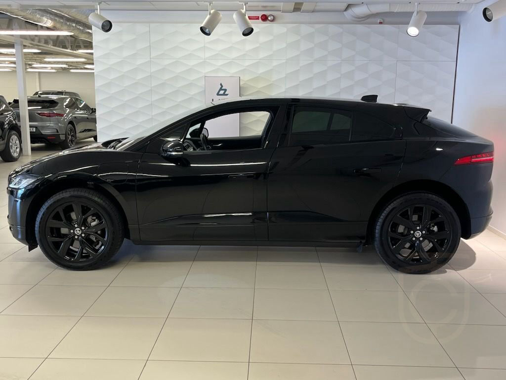 Jaguar I-Pace EV400 R-Dynamic