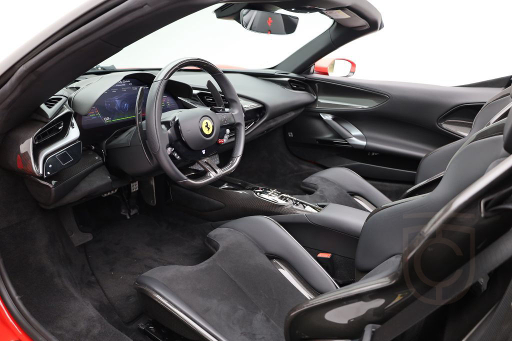 Ferrari SF90 Spider - FERRARI HAMBURG
