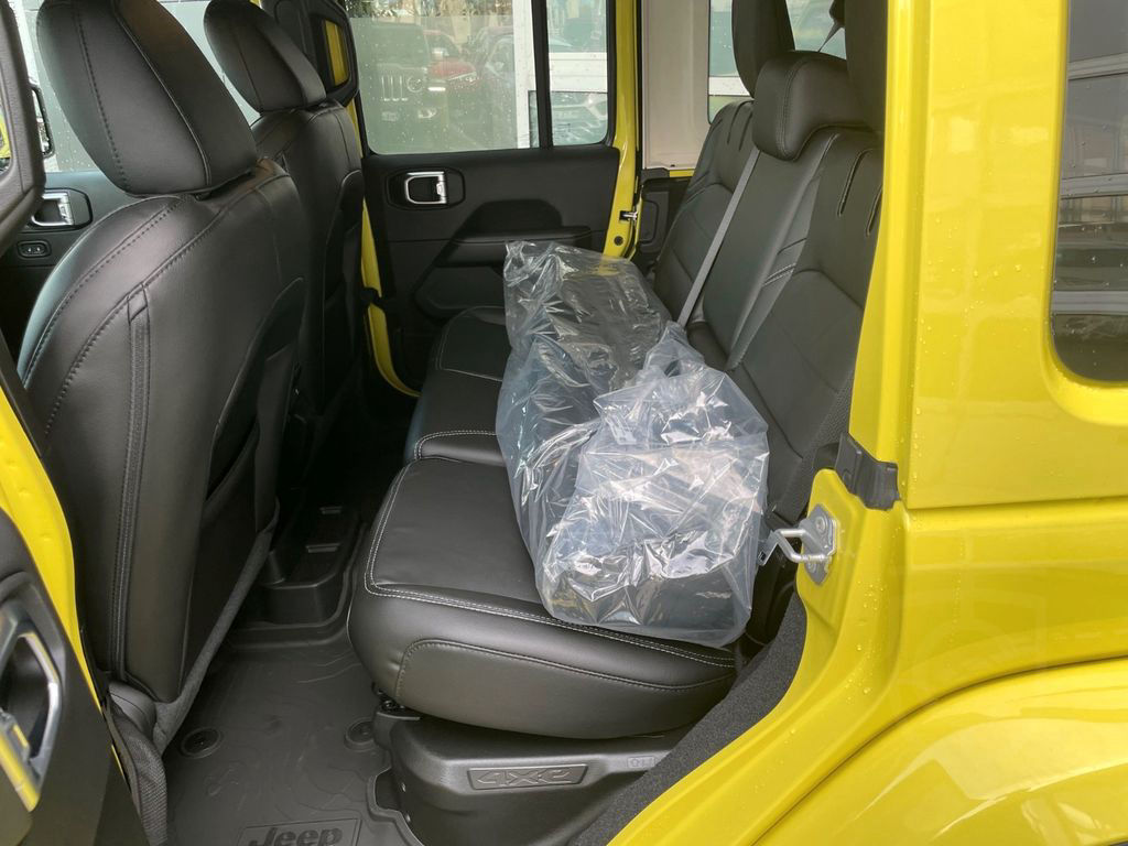 Jeep Wrangler Sahara PHEV 4xe Sky-One-Touch
