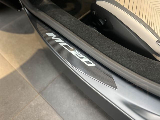 Maserati MC20 cielo LIFT | CARBON | Maserati-Köln