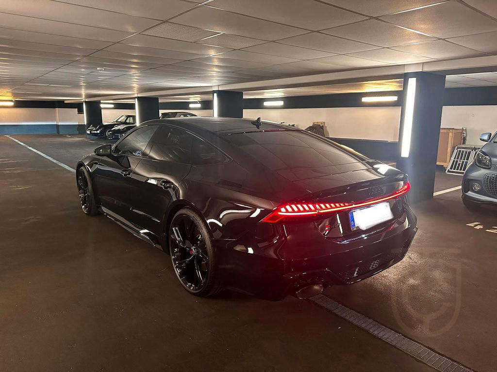 Audi RS7 RS 7 Sportback 4.0 TFSI quattro