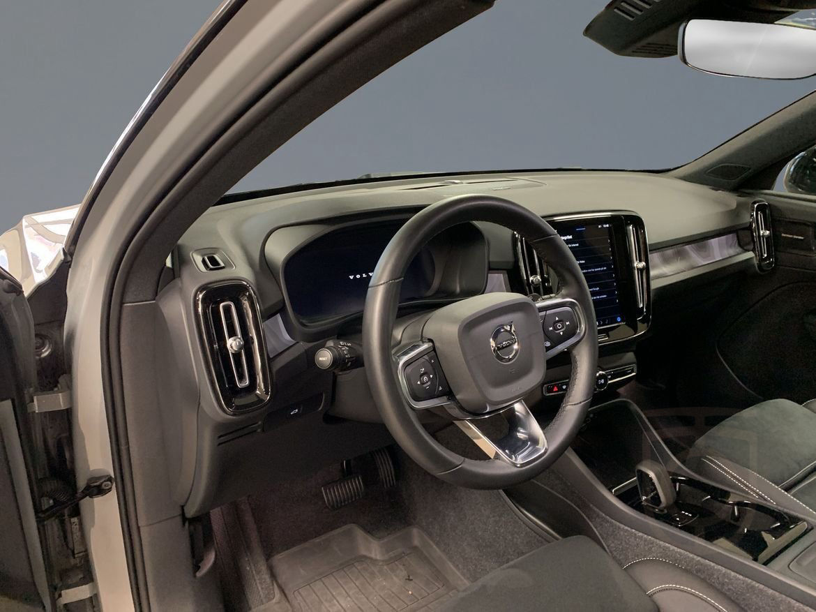 Volvo XC40 Recharge Single Motor Extended Range Ultimate