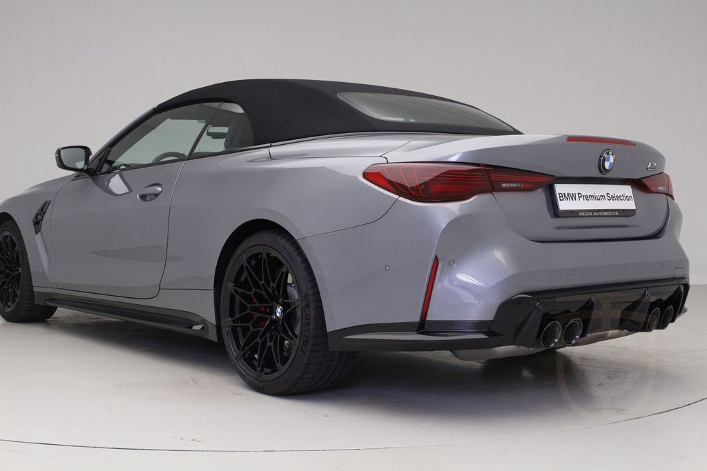 BMW M4 Cabrio xDrive Competition | Nw Model | Air Co