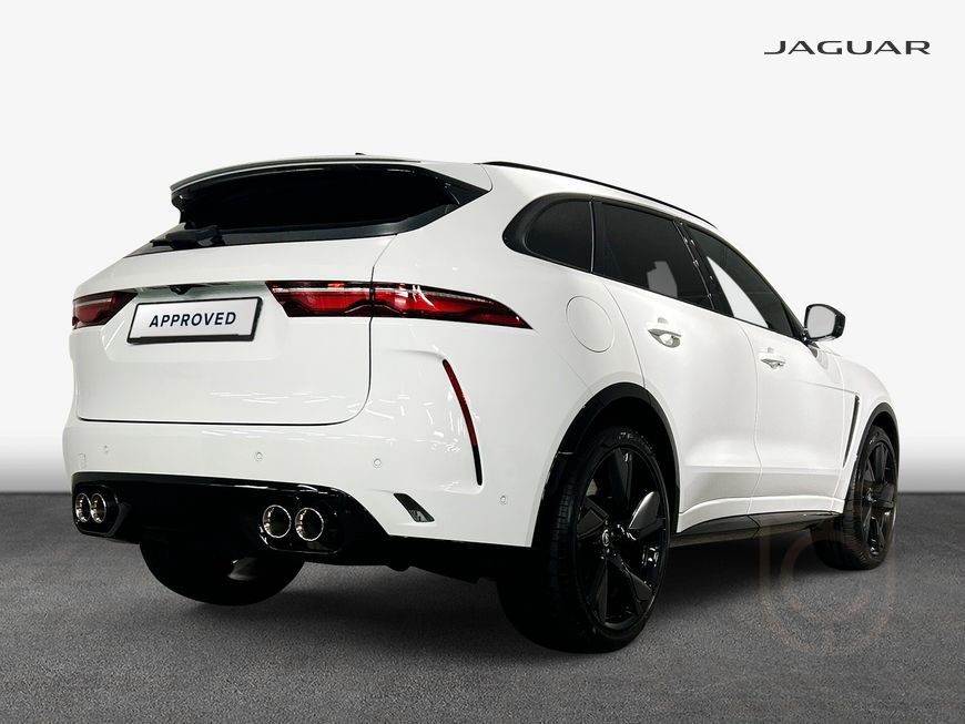 Jaguar F-Pace P550 AWD SVR