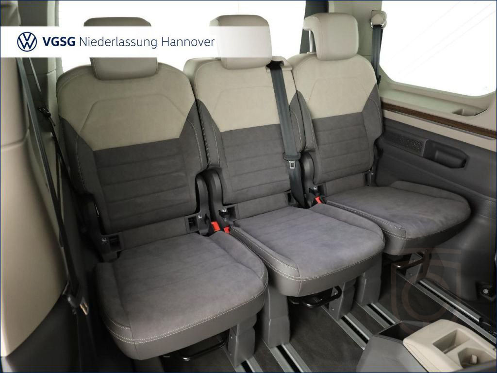 Volkswagen Multivan Style DCC ACC AHK Travel-Assist
