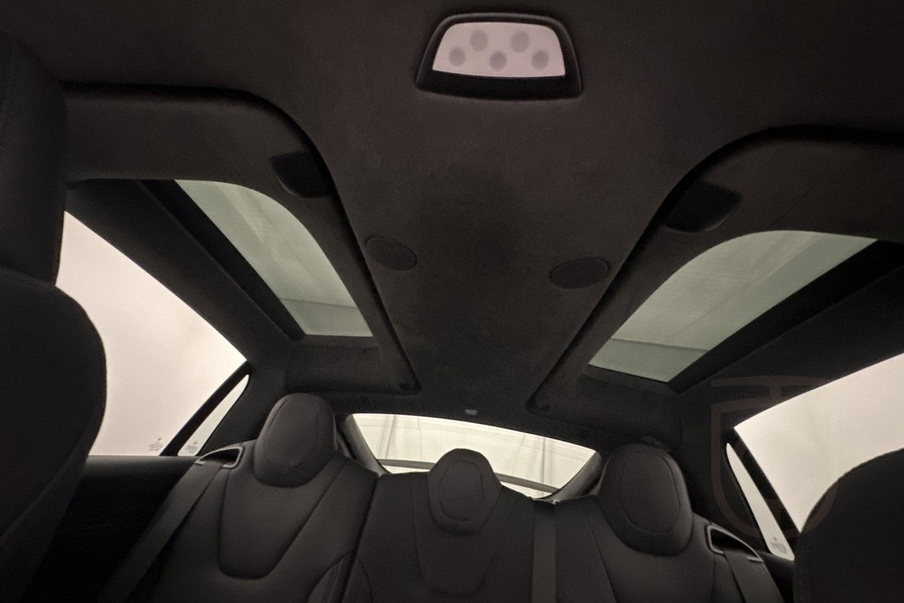Tesla Model X AWD