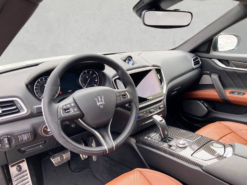 Maserati Ghibli Modena SQ4 MJ23 ACC LED SD 21"