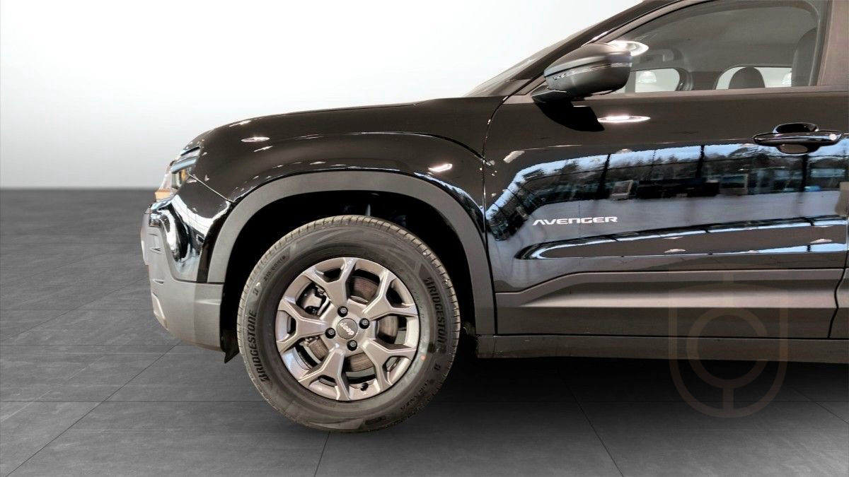 Jeep Avenger AVENGER LONGITUDE MHEV T3 1.2 100HP DC