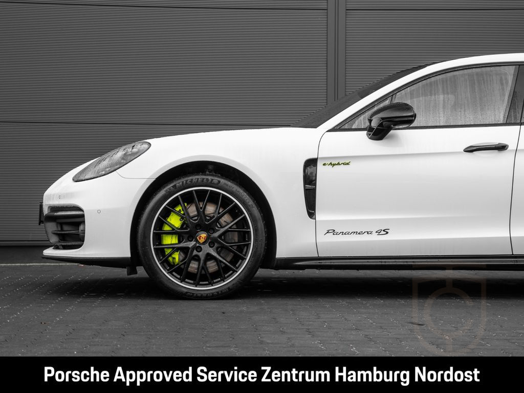 Porsche Panamera 4S E-Hybrid Sport Turismo Sportabgasan.