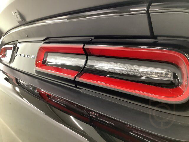 Dodge Challenger R/T Scat Pack Widebody 6.4 V8 HEMI