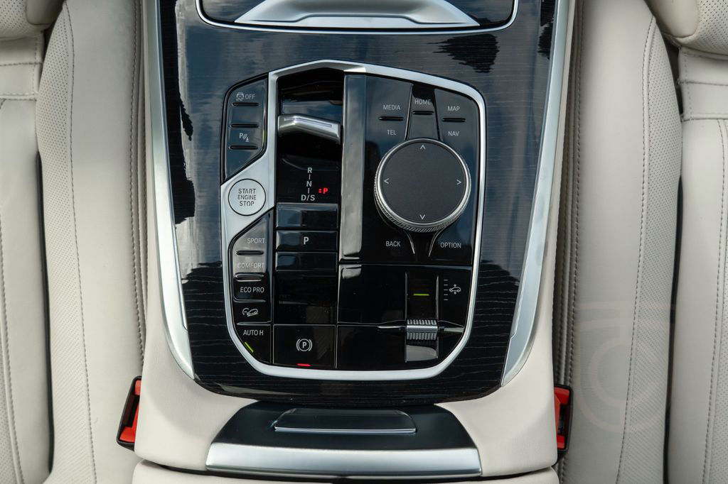 BMW X7 40d M SPORT.SOFTC.LUFTF.PANO.DR.ASS.AHK.5/100