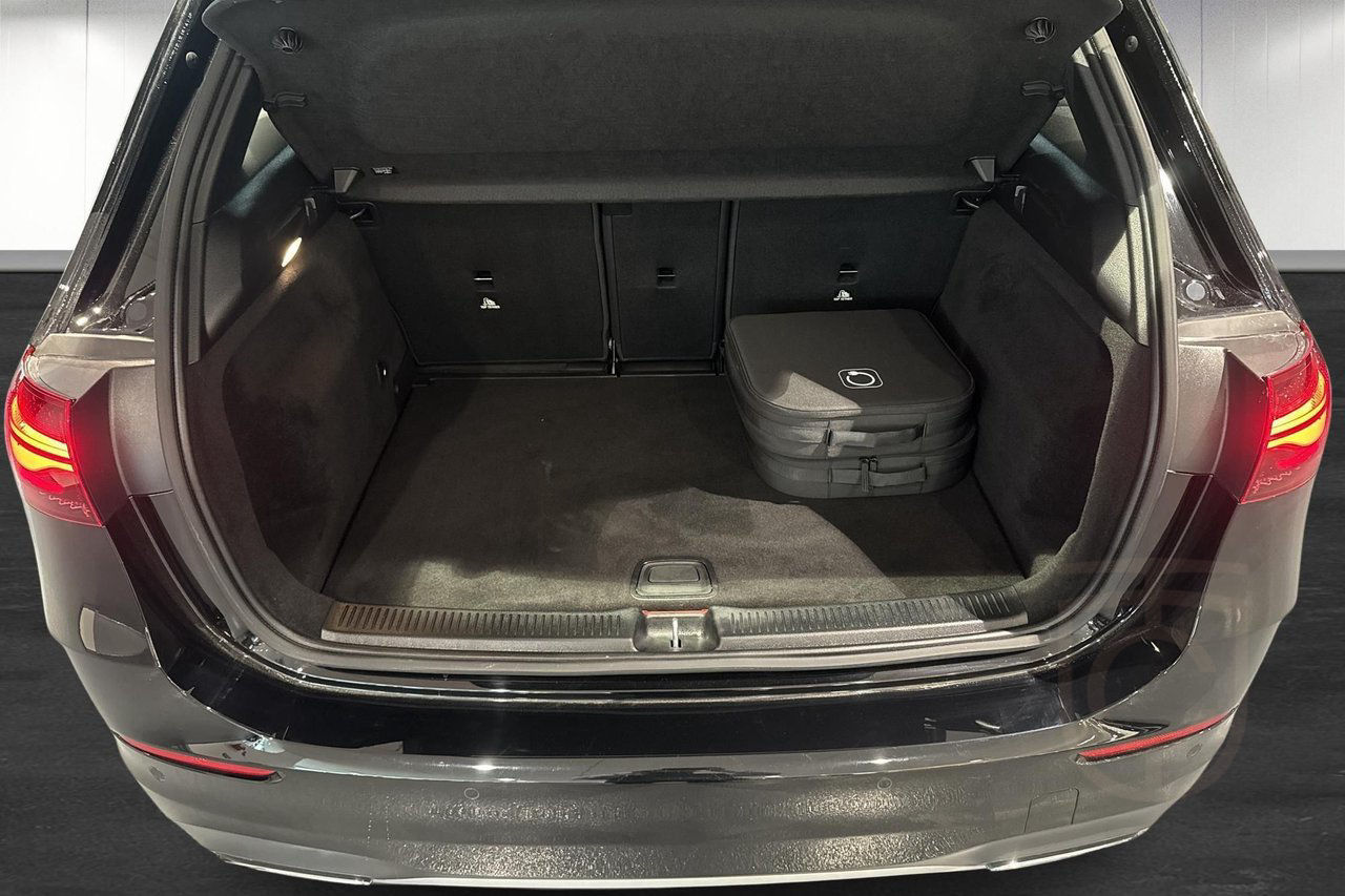 Mercedes-Benz B 250 e AMG Line PANORAMA