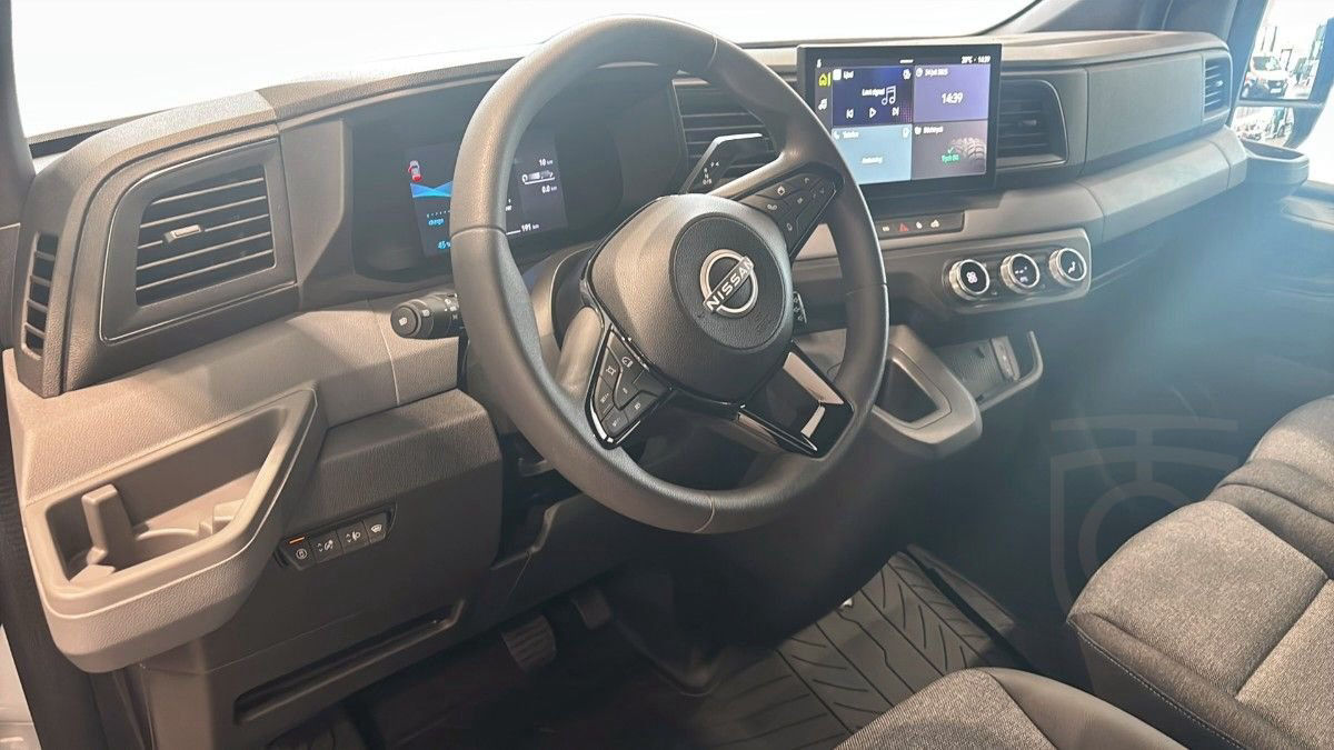 Nissan Interstar L2H2 EL