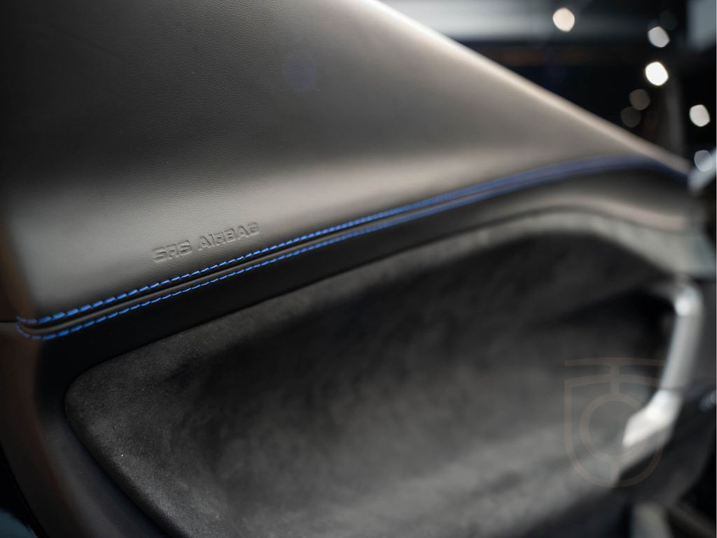 Ferrari 296 GTS Painted Stripes Full Carbon 296 3.0 V6 G