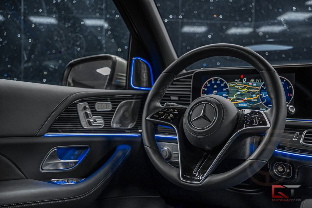 Mercedes-Benz GLS 600 Maybach Two-tone First Class FACELIFT
