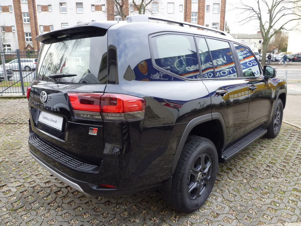 Toyota Land Cruiser LC 300 GR SPORT+TZ+NEW MODEL 2025+