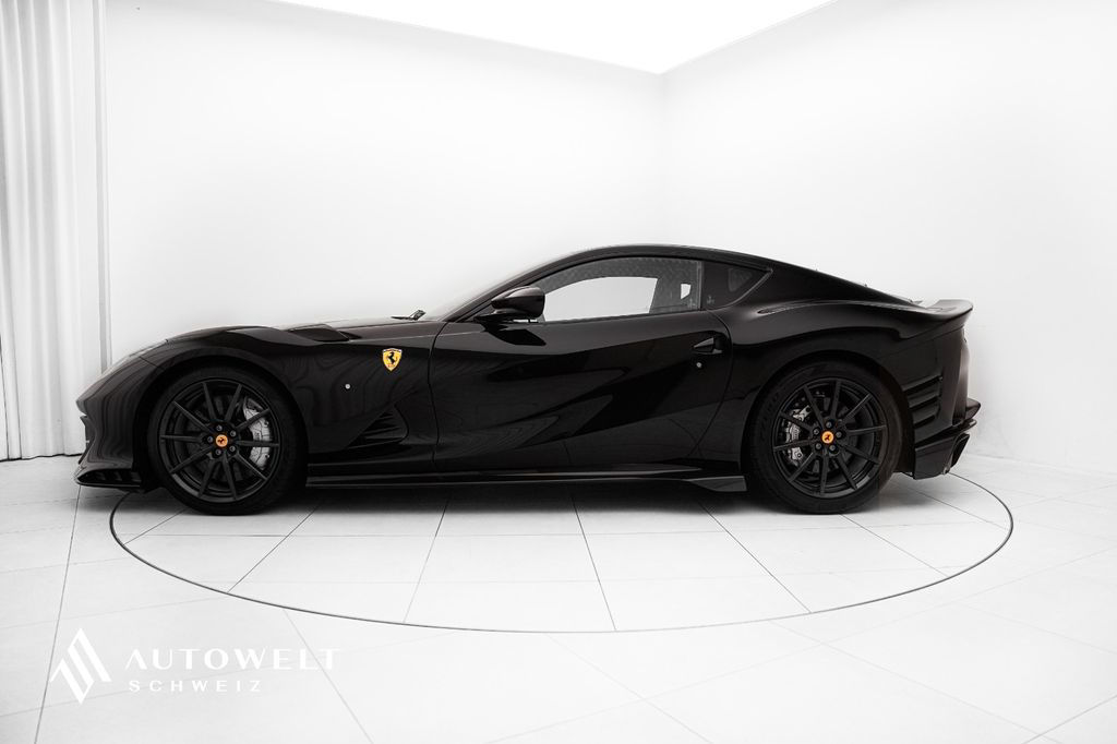 Ferrari 812 Competizione