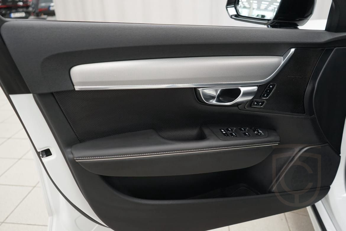 Volvo V90 T6 Plus Dark Edition