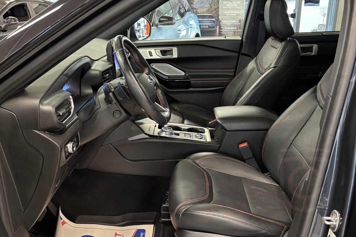 Ford Explorer Plug-In Hybrid ST-Line SelectShift,