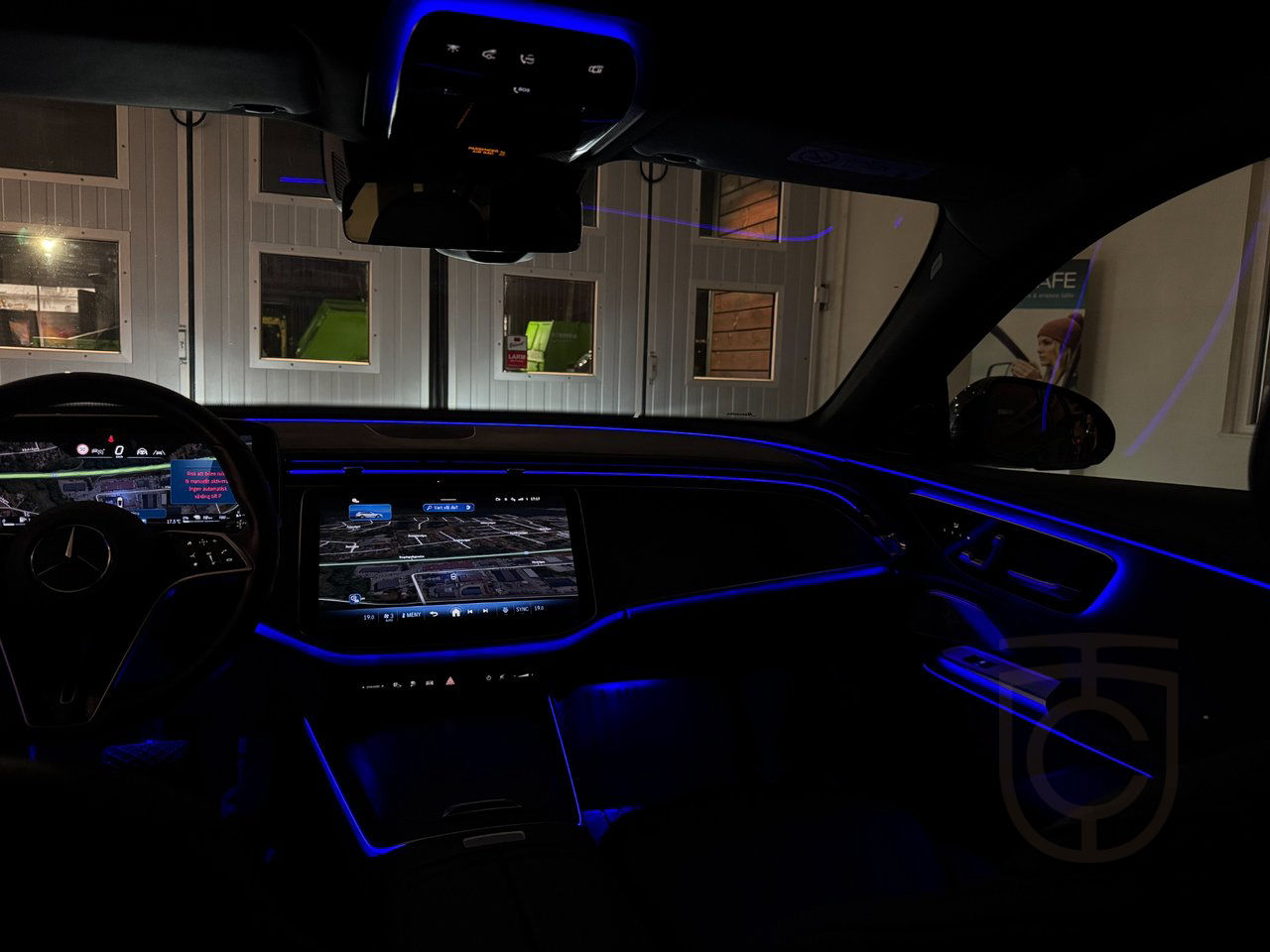 Mercedes-Benz E 300 de 4MATIC All-Terrain Driver assist