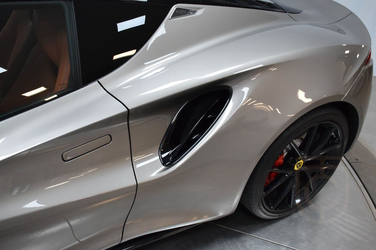 Lotus Emira Turbo