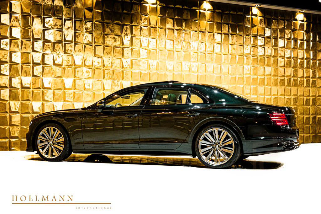 Bentley Flying Spur SPEED V8 HYBRID FIRST EDITION