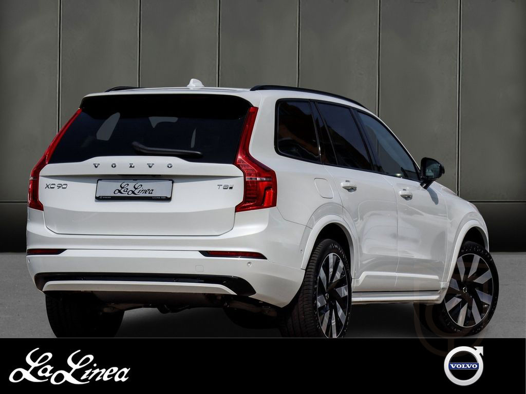 Volvo XC90 T8 AWD Ultra Dark Recharge Plug-In Hybrid #