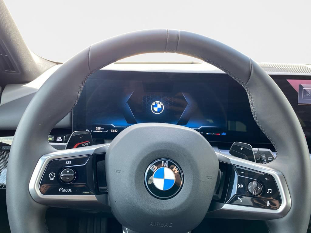 BMW 520d xDrive Touring Aut. M Sport+AHK+Pano+B/W