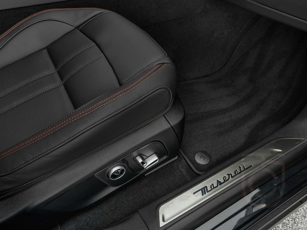 Maserati Levante Modena S ULTIMA TAGESZULASSUNG AKTION