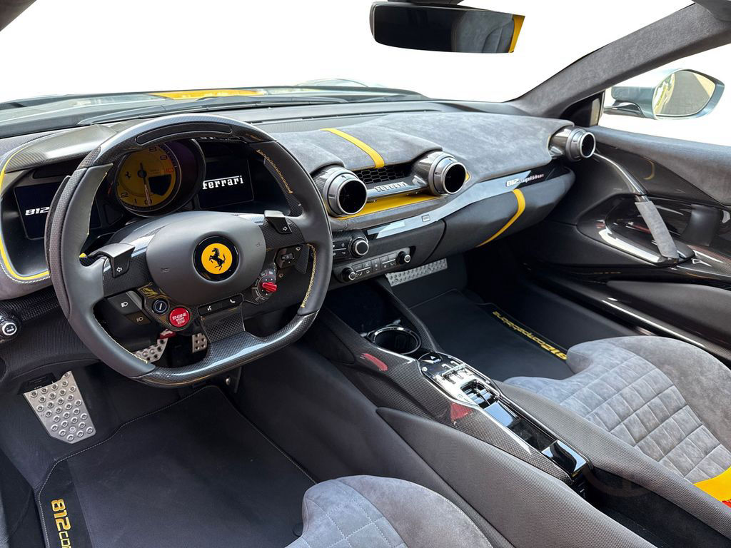 Ferrari 812 Competizione