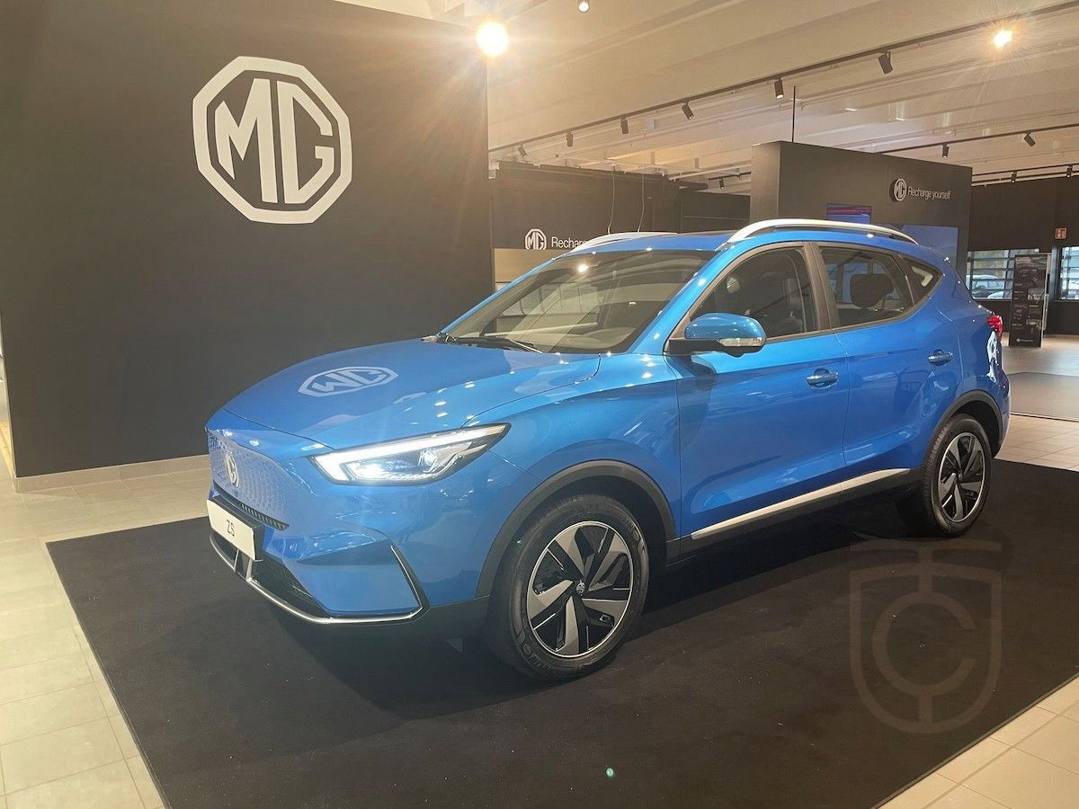 MG ZS EV LUXURY P-LEASING