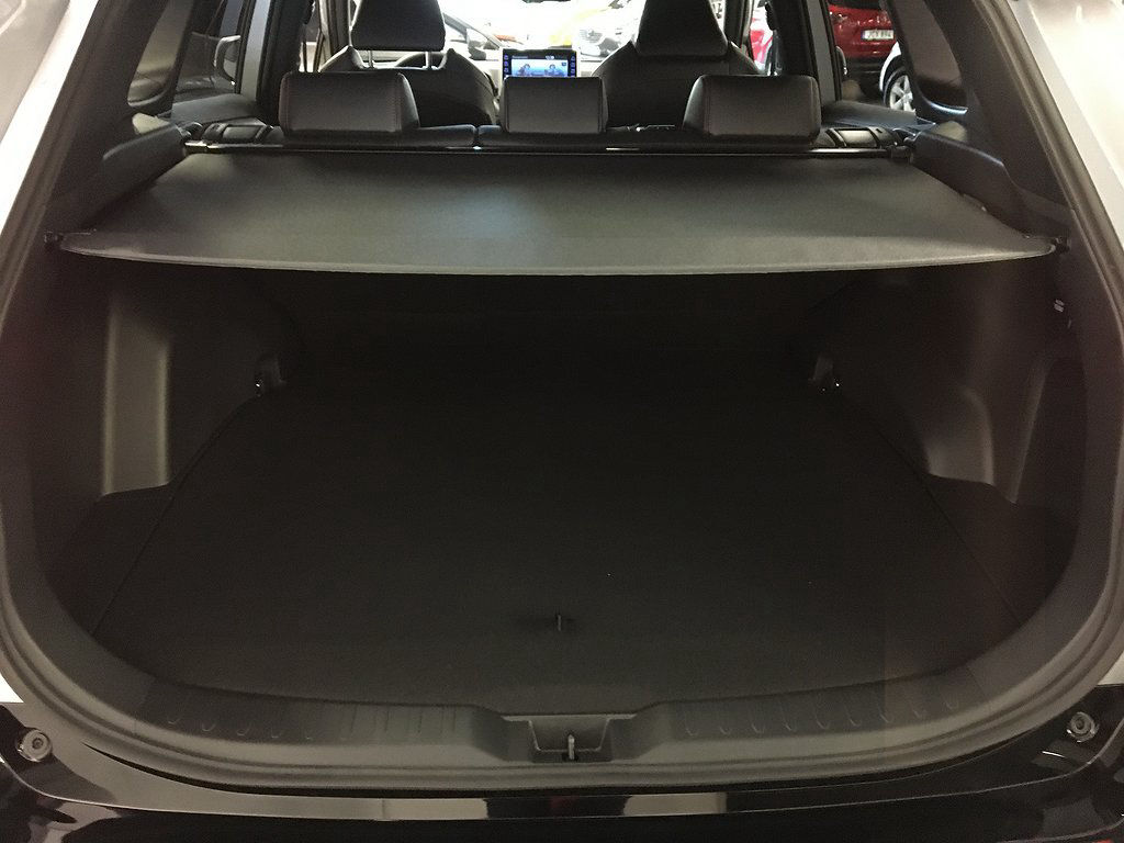 Suzuki Across 2.5 Laddhybrid AWD 306 hk Inclusive