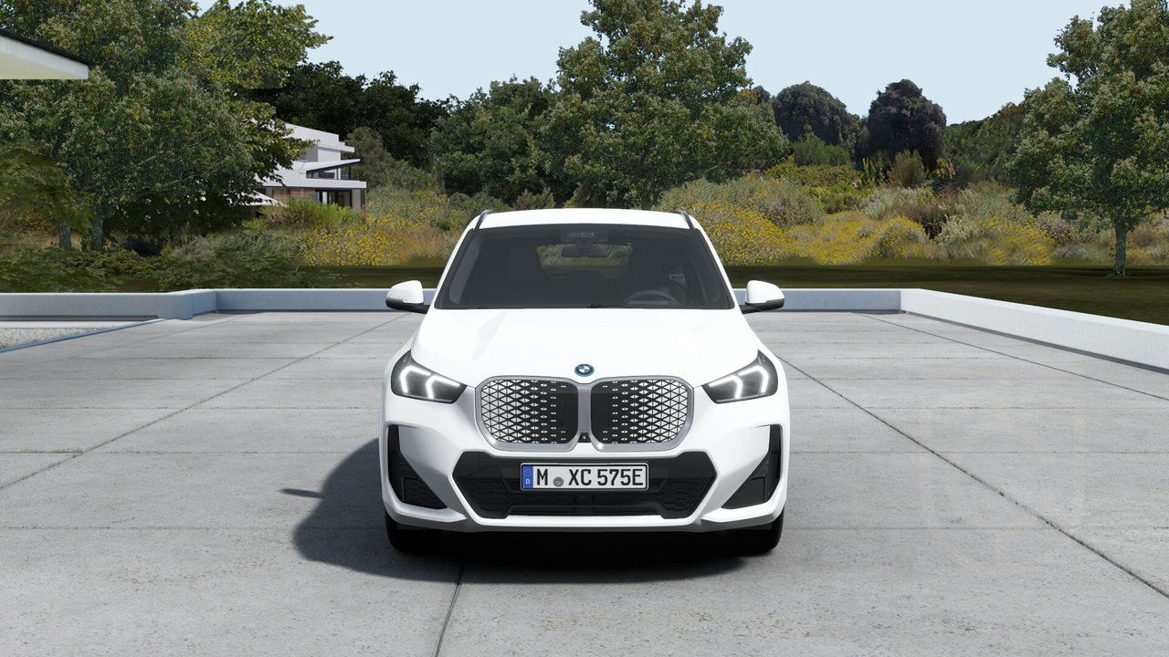 BMW iX1 xDrive30 M Sport Business Ed